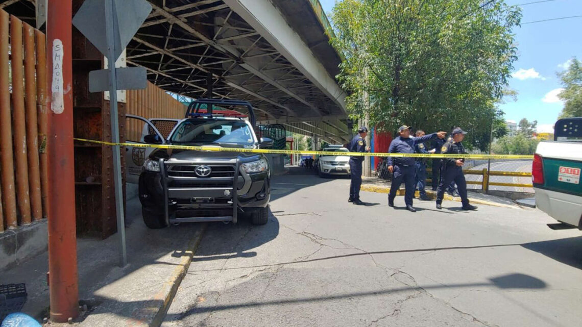 Encuentran bolsas con restos humanos en Tlatelolco