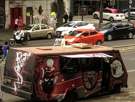 Denuncia de Residentes de Tlatelolco contra Barbería Truck