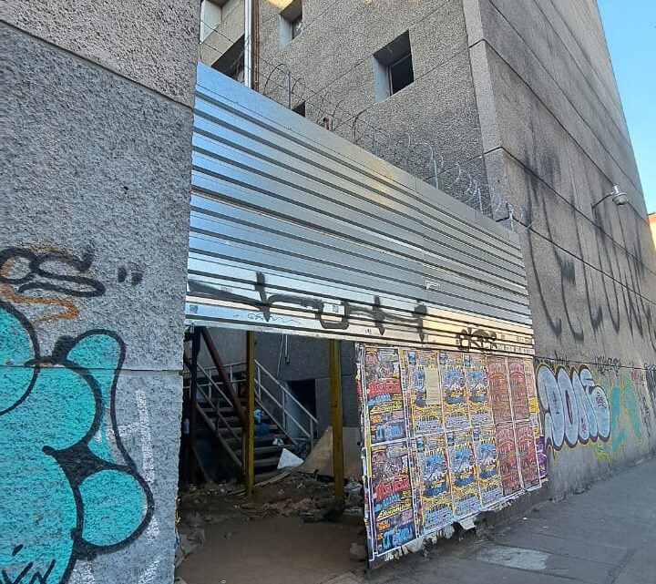 Continúa la Rapiña en el Ex Hospital Abandonado del ISSSTE, en Tlatelolco