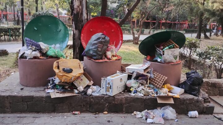 Denuncian servicio de limpieza, Tlatelolco