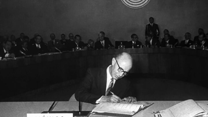  📰 De Ficción a la Realidad