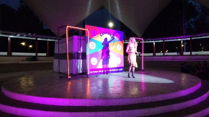 Entre música y reclamos: la noche musical, en el Ágora Tlatelolco II