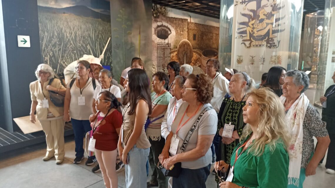 La Cuauhtémoc levanta el telón