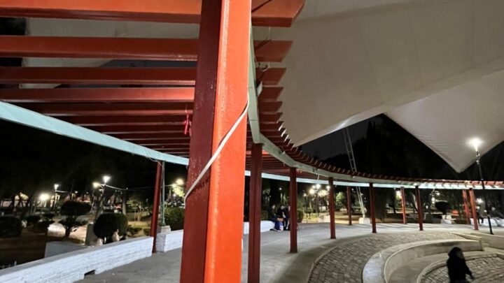 ¿Por qué retiraron sin aviso las luminarias del Ágora?