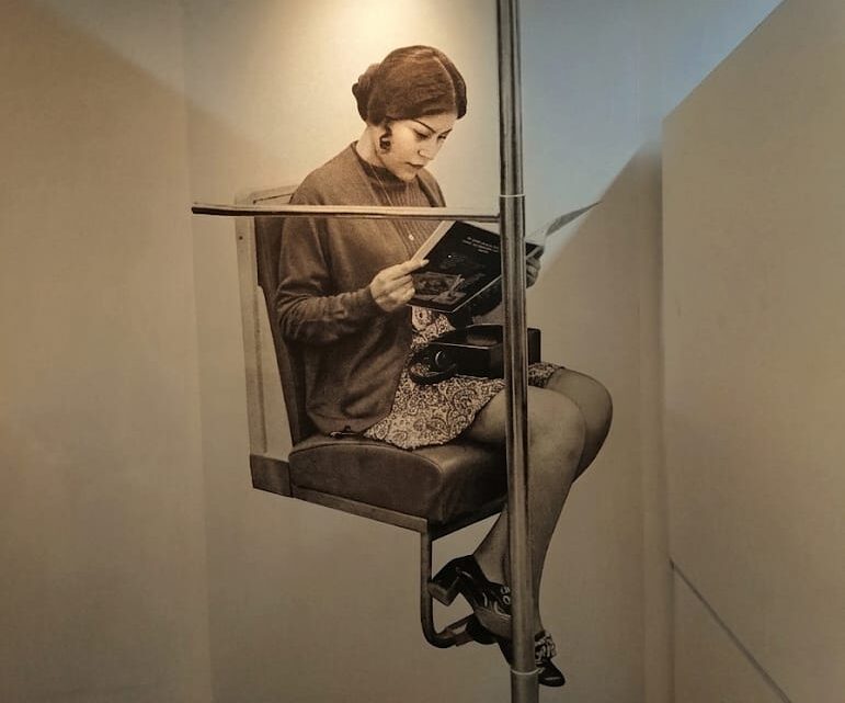 El silencio también viaja