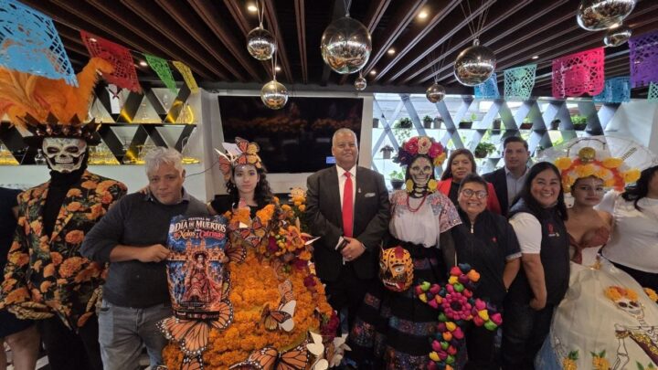 Una ofrenda monumental para celebrar la vida y recordar a los muertos