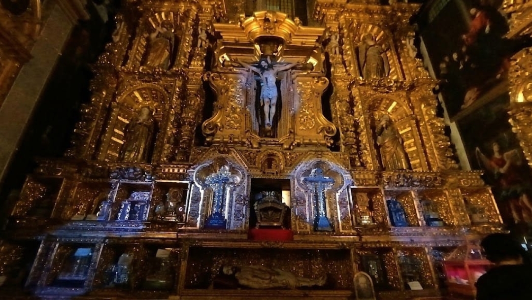 Cuando la noche entra en la Catedral